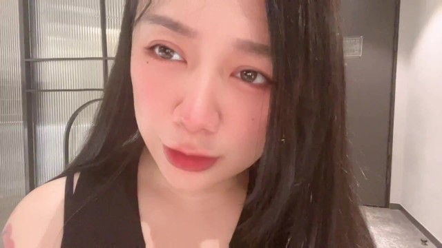 【DaisybabyTW】swag daisybaby台灣咖啡店真實搭訕女店員超主動！帶回房間幹好爽！