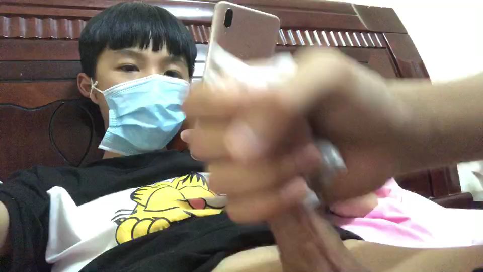 第一次帮弟弟撸