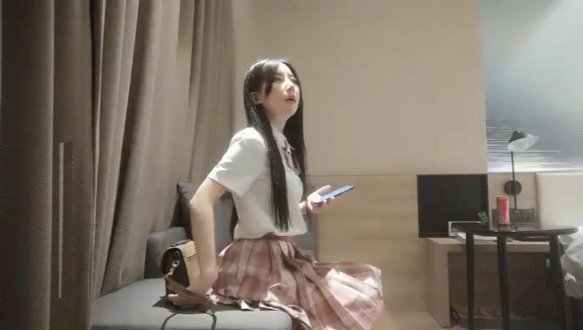 【糖心探花】- 穿着JK操更有激情