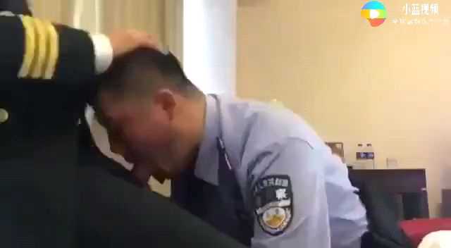 机长和地勤制服控