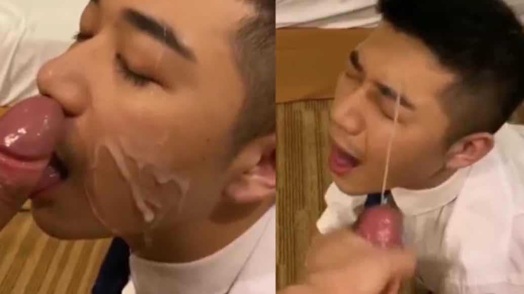 footboy让帅哥口交，把持不住，射他一脸