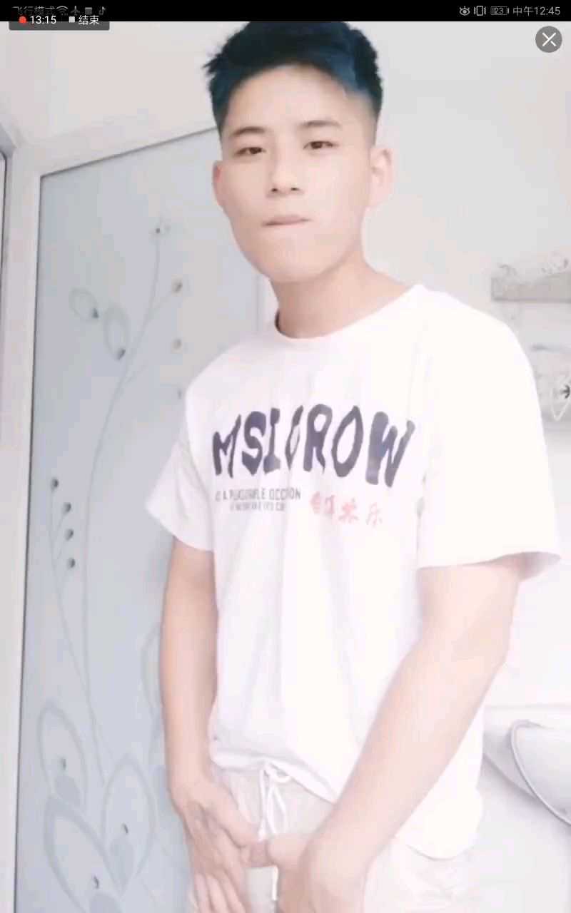 抖音网红吴伟队长直播露屌