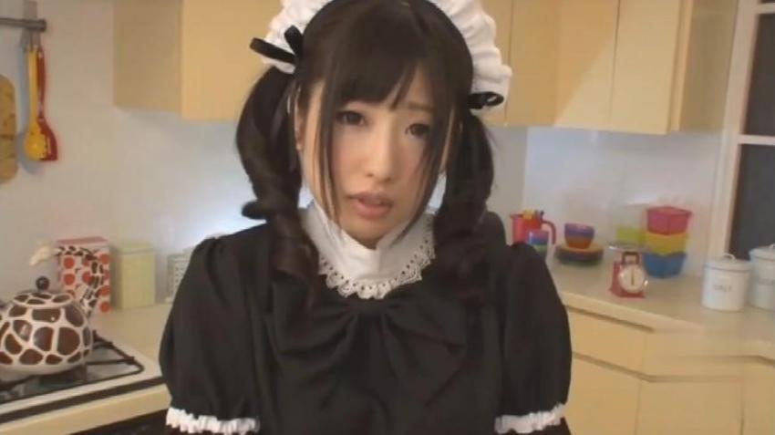 女仆服侍